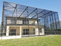 PRIVATNE KUĆE OMOTANE ČELIKOM I MREŽAMA: Građani sami postavljaju odbranu od dronova