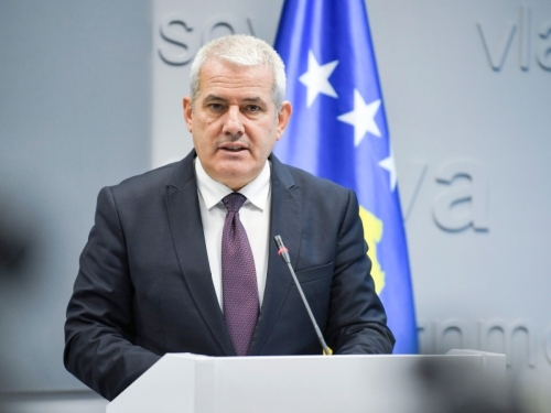 XHELAL SVEÇLA JASNO PORUČIO: 'Snežani Paunović trajno zabranjen ulazak na Kosovo'