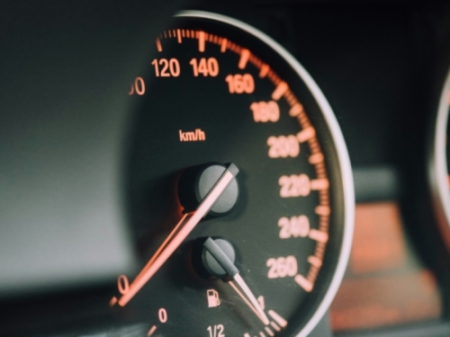 NE DAJTE SE OMESTI: Evo šta trebate napraviti da ne upadnete u čestu zamku kod kupnje automobila