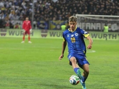 SVE ĆE BITI GOTOVO VRLO BRZO: Alajbegović na korak od transfera karijere!