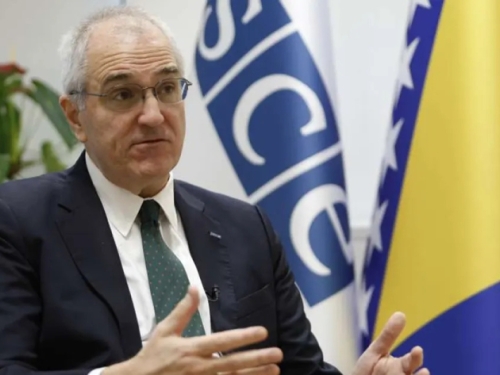 ŠEF MISIJE OSCE-a U BANJALUCI: Održani sastanci s vrhom vlasti i opozicije u RS-u