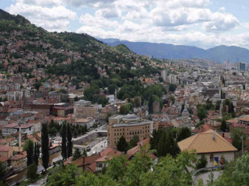FBIH I BRČKO DISTRIKT ODAJU POČAST STRADALIM PLANINARIMA: Danas je Dan žalosti