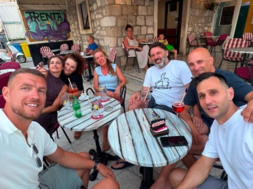 SEJO SEXON SE DRUŽIO S BH. KAPITENOM I BIVŠIM VATRENIM: 'Nije nedjelja kad je otiš'o Hase, nego dan kad smo sjeli sa...'