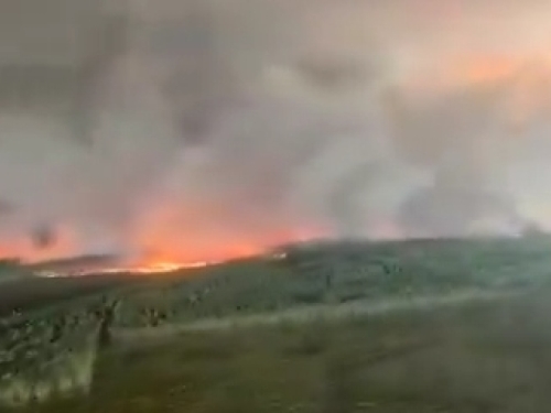 NOVO DOBA MEGAPOŽARA U EVROPI: Gore intenzitetom nekoliko atomskih bombi i gotovo ih je nemoguće ugasiti (VIDEO)