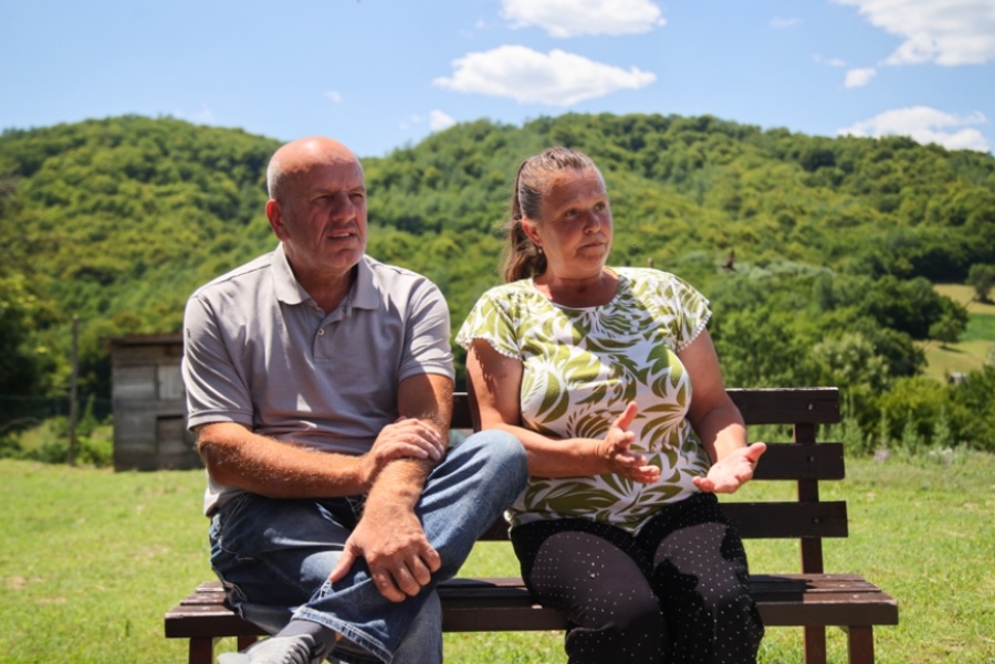 IZA OSMIJEHA BH. REPREZENTATIVCA KRIJE SE PORODIČNA TRAGEDIJA: Priča Esmira Bajraktarevića i porodice koja nije zaboravila svoje korijene