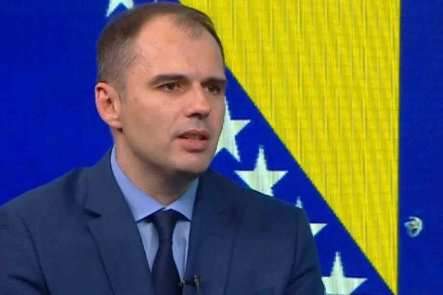 REUF BAJROVIĆ BEZ USTRUČAVANJA: 'Šta se Hrvati imaju baviti nama kao susjedima? Ponašaju se kao da su Izrael, a mi Palestina'