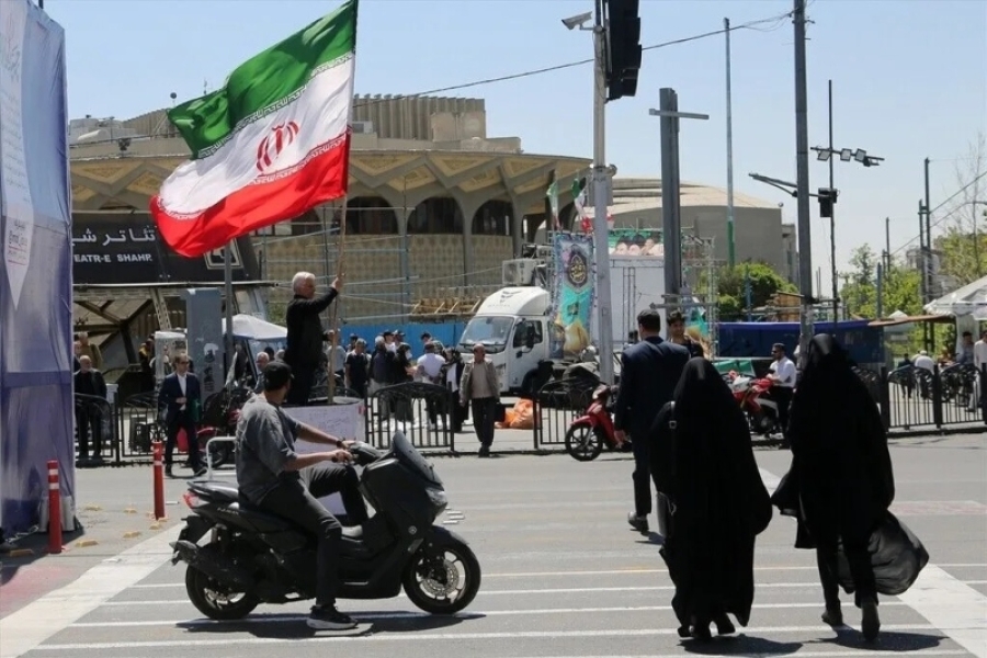 EKONOMSKI APSURD: Sankcije nisu slomile Iran, samo su ga ojačale