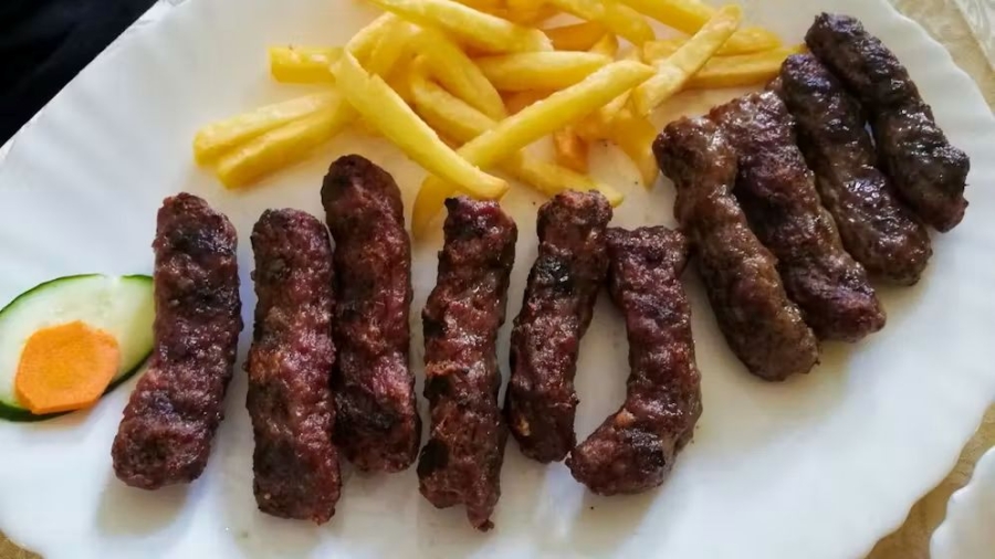 AUSTRIJSKE VLASTI ISTRAŽUJU PREVARU: 'Balkan Grill' u Beču slijepom penzioneru porciju ćevapa naplatio 5.000 eura