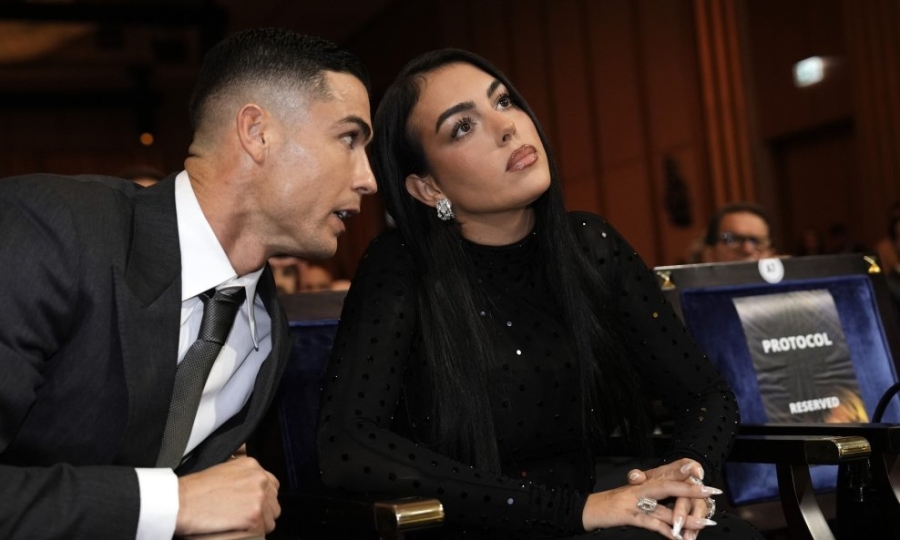 OGLASIO SE I RONALDO: Tisuće fanova čekale vjenčanje Ronalda i Georgine, a dočekali sasvim druge mladence