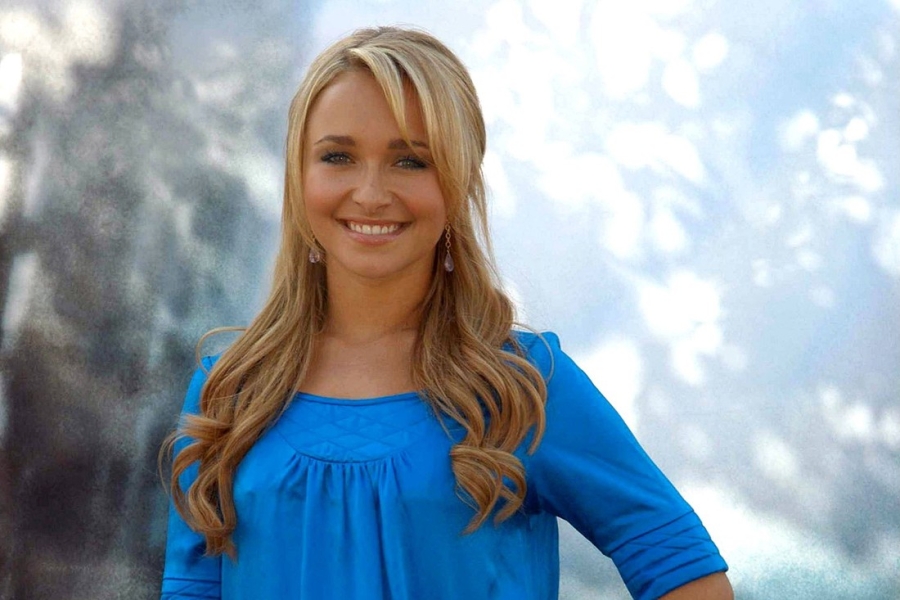 MRAČNA STRANA SLAVE: Hayden Panettiere sa 16 godina dobivala 'pilule za sreću' za crveni tepih