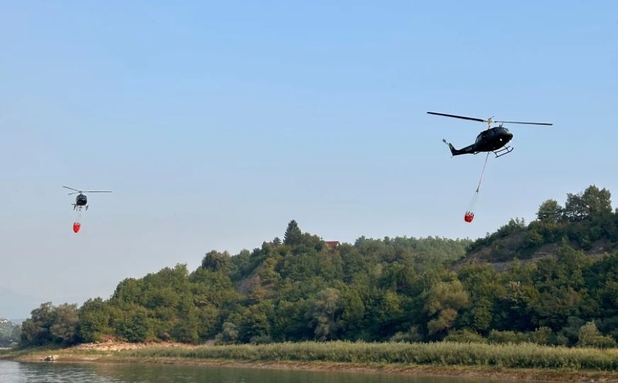 DRAMATIČNA BORBA S VATRENOM STIHIJOM: Od Neuma do Konjica i Mostara, vatrogasci se lavovski bore sa stihijom na nepristupačnim terenima
