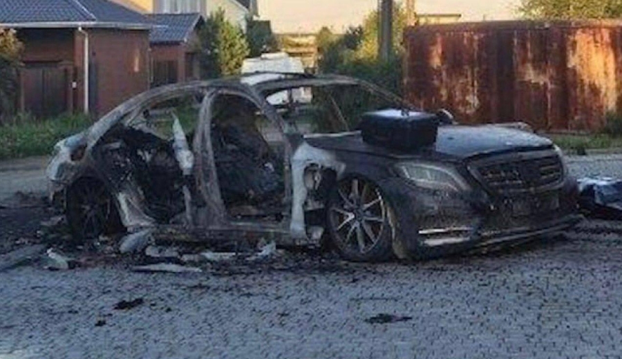 NOVI ATENTAT U RUSIJI: Raznesen luksuzni Mercedes tvorca fatalnih dronova 'Vampir' (VIDEO)