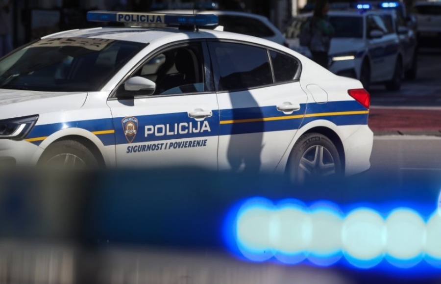 RAZBOJNIČKI POHOD, GRAĐANI U STRAHU: U samo pet minuta opljačkane dvije trgovine, prijetio nožem