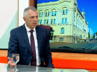 RADOJIČIĆ OPLEO PO REŽIMU: 'Zadužuju nas do guše da bi kupili izbore, ali uz skenere nemaju šanse'