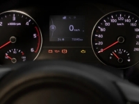 AKO SE UPALI OVA CRVENA LAMPICA, ODMAH ZAUSTAVITE AUTOMOBIL: Nastavak vožnje može uništiti motor