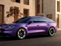 HIT U KINI: Izgleda kao Porsche, a košta samo 16.300 eura