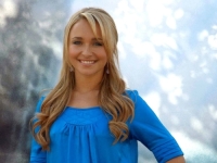 MRAČNA STRANA SLAVE: Hayden Panettiere sa 16 godina dobivala 'pilule za sreću' za crveni tepih