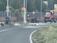 STRAVIČNA NESREĆA NA ULAZU U KOTOR VAROŠ: U slijetanju automobila poginula dva mladića, treći povrijeđen