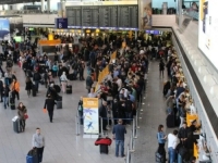 SMRT NA NAJVEĆEM NJEMAČKOM AERODROMU: Šest zaposlenih dobilo malariju, istražuje se neobičan izvor zaraze