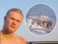 HAALANDU NA ODMORU PRIŠAO BROD PUN OBOŽAVATELJA: Njegova reakcija postala hit (VIDEO)