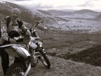 NAKON NOVE TRAGEDIJE NA CESTI: Prijatelji i kolege se opraštaju od legende bh. motociklizma...