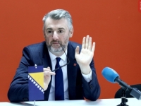 FORTO UDARIO ŠAKOM OD STOL: 'Kandidat koji je završio obuku ne može biti talac ovog spora'