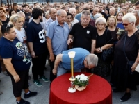 NIJEMCI ZAPREPAŠTENI SRBIJOM: 'Državna sahrana za masovnog ubicu? A tek potez Crvene zvezde...'