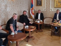 RATOVAO ZA PUTINA, DRUŽIO SE S DODIKOM, A SADA MU SE SUDI ZBOG RATNIH ZLOČINA: Ko je Davor Savičić?