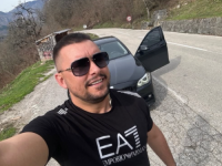 STRAVIČNO SVJEDOČENJE JEDNOG OD MLADIĆA KOJE JE VUJOVIĆ UDARIO AUTOMOBILOM: 'Prvo je počeo bacati stolove i stolice'