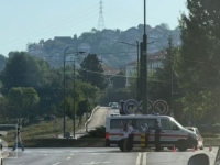 NOVI INCIDENT U SARAJEVU: Automobil pokosio ženu na romobilu, saobraćaj se odvija otežano