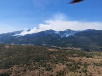 TEŠKA SITUACIJA NA JUGOZAPADU BiH: Gori s obje strane granice, vatrogasci nemoćni pred buktinjom
