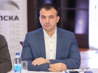 SAVANOVIĆ U NEVJERICI: 'To nije poklon nijedne vlasti, već zakonska i moralna obaveza...'
