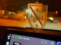 DRAMA NA PUTU PREMA CAZINU: Policija RS-a tražila da iz vozila ukloni ljiljane, zaprijetili su mu...