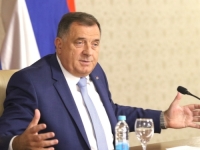 DODIK UDARIO NA IZBORNE SKENERE: 'To što će 4. oktobra biti potpuna propast sistema, nikoga ne interesuje, Pedro mora da visi!'