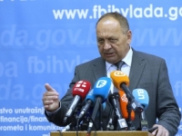 POLICIJA U AKCIJI: Priveden federalni ministar zdravlja Nediljko Rimac, oduzet mu mobilni telefon...