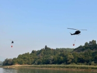 DRAMA NA POŽARIŠTU, RIZIK OD EKSPLOZIJA: Helikopter Oružanih snaga BiH morao obustaviti gašenje kod Jajca zbog MINA