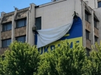 PRIŠTINA UKLONILA ZASTAVU UKRAJINE NAKON ČETIRI GODINE: Gradonačelnik Rama objasnio ovaj potez (VIDEO)