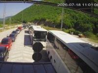 ZA TRI DANA PROŠLO VIŠE LJUDI NEGO ŠTO CRNA GORA IMA STANOVNIKA: Granice pod ogromnim pritiskom