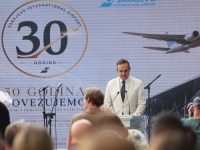SIMBOL SARAJEVSKOG OPORAVKA: Aerodrom obilježio 30 godina od ponovnog otvaranja, danas povezuje grad s 41 destinacijom (FOTO)
