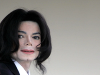 PATOLOZI KOJI SU RADILI OBDUKCIJU MICHAEL JACKSONA OSTALI SU U ŠOKU: Nije imao svoj nos, tijelo mu se raspadalo, a evo šta su mu pronašli u želucu