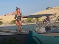 'DOĐI OVAMO, ĐUBRE JEDNO, OVO JE MOJ OTOK!': Širi se snimak burne svađe na Jadranu, žena na kraju završila u moru