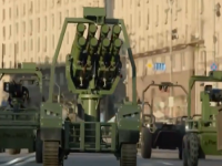 HISTORIJSKI TRENUTAK U KIJEVU: Ukrajina umjesto vojske na ulice izvela armiju robota (VIDEO)