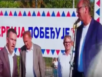 'JE L' TI STVARNO MISLIŠ DA IKOGA NA SVIJETU ZANIMA TO ŠTO SI SAD REKAO?': Vučić pred kamerama ponizio gradonačelnika Kraljeva (VIDEO)