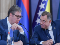 DA LI OVO VUČIĆ I DODIK SPREMAJU NOVU PREVARU?: Procurio audio snimak, otkrivena tajna operacija SNS-a u srcu Banje Luke!