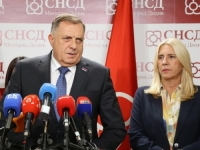 ZBOG VELIČANJA RATNOG ZLOČINCA MLADIĆA: SDP podnosi krivične prijave protiv Dodika, Košarca, Stevandića i Stanivukovića
