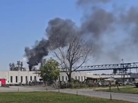 BUKNUO POŽAR U PROIZVODNOM GIGANTU: Gusti dim preplavio Bjelovar, cijela smjena vatrogasaca na terenu! (VIDEO)