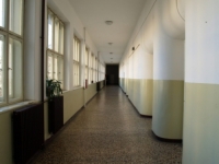 PREPOZNATLJIV IZGLED: Otkriven stvarni razlog zašto su se zidovi u Jugoslaviji bojali samo do pola