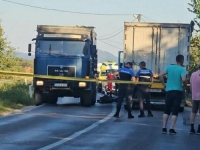TRAGEDIJA KOD BH. GRADA: Motociklista podletio pod kamion i poginuo