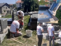 'IMAO SAM POTREBU TO URADITI': Jasmin iz Viteza za 'SB' nakon vandalizma na katoličkom groblju pokazao da ljudskost nema vjeru ni naciju