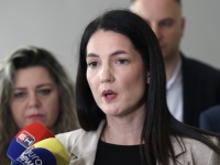 JELENA TRIVIĆ RASTAVILA VLAST NA PROSTE FAKTORE: 'Zora Vidović priznala da smo po kreditnom rejtingu u društvu Nigerije i Nikaragve!'